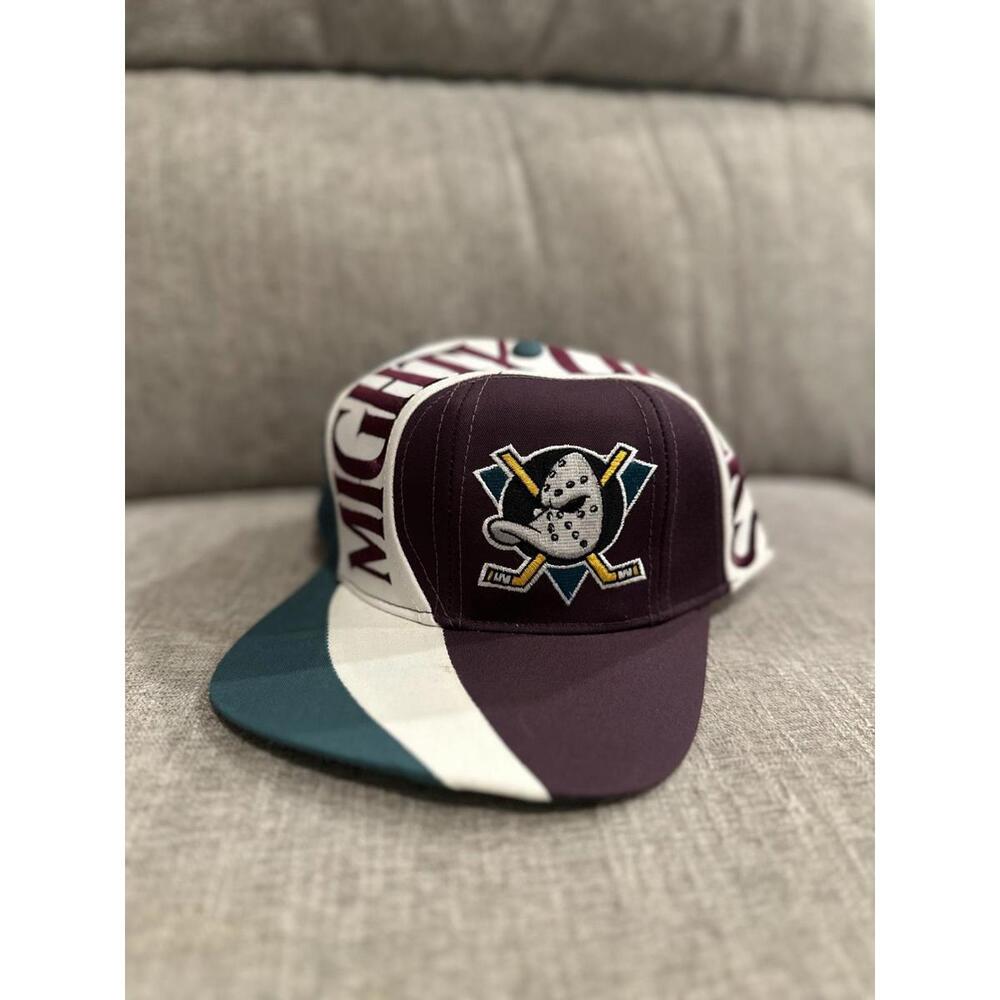 Mighty Ducks 90’s SnapBack Vintage Hat